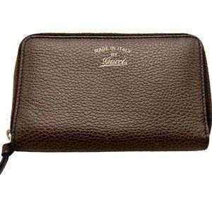 GUCCI Gray/Taupe Leather Swing Zip Around Wallet